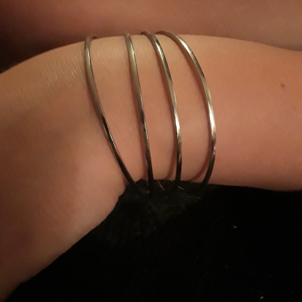 pc silver bangle